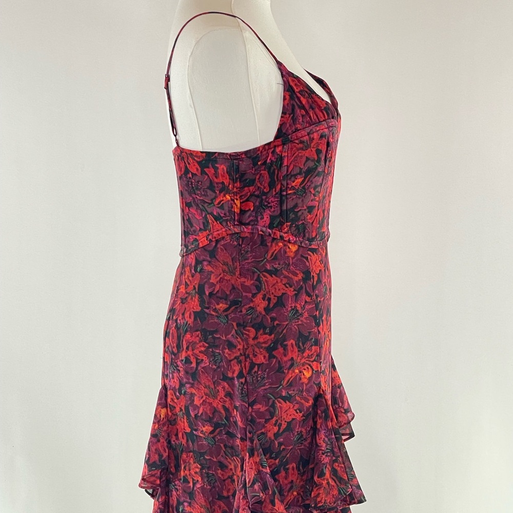 Cinq à Sept Stargazer Lillies Glenda Gown, 0 - Picture 15 of 17